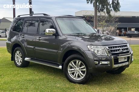 Grey 2016 Mitsubishi Pajero Wagon Glx Lwb (4X4)
