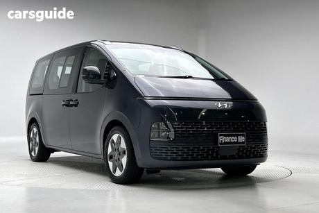 Grey 2022 Hyundai Staria Wagon Highlander