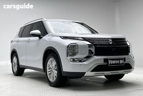 White 2024 Mitsubishi Outlander Wagon Ls 7 Seat (2Wd)
