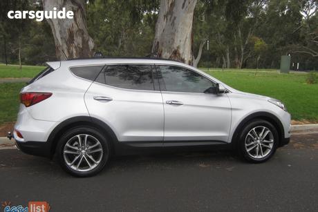 Silver 2016 Hyundai Santa FE SUV DM3 MY17