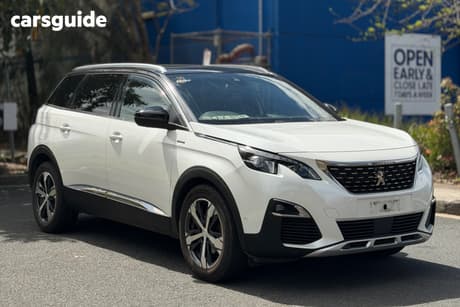 White 2019 Peugeot 5008 Wagon Gt Line