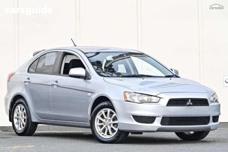 Silver 2009 Mitsubishi Lancer Sedan Es