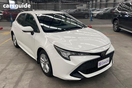White 2019 Toyota Corolla Hatchback Ascent Sport