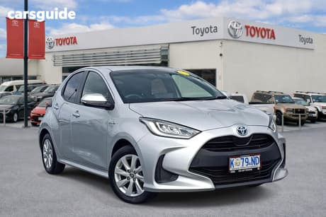 Silver 2022 Toyota Yaris Hatchback Sx Hybrid