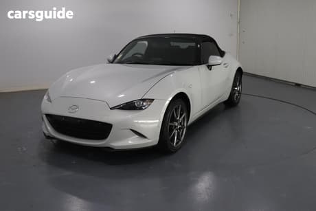 Grey 2016 Mazda MX-5 Roadster Gt