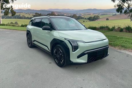 Green 2026 Kia Ev3 Wagon Gt-Line Fwd Lr