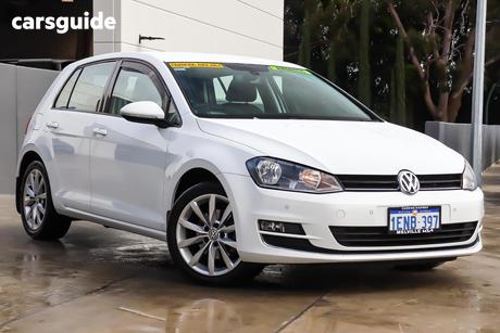 White 2014 Volkswagen Golf Hatchback 110 Tdi Highline