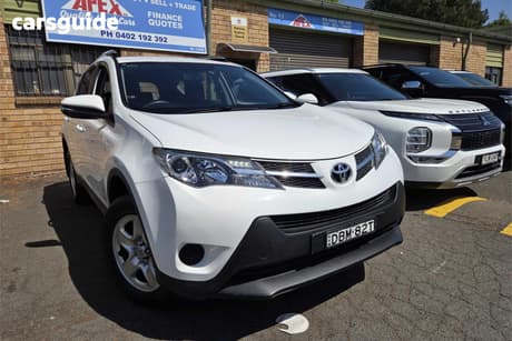 White 2015 Toyota RAV4 Wagon Gx (4X4)