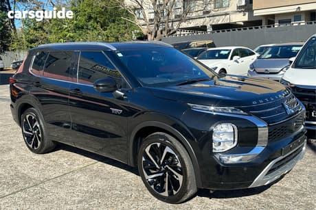 Black 2023 Mitsubishi Outlander Wagon Phev Exceed Tour 5+2 St (Awd)