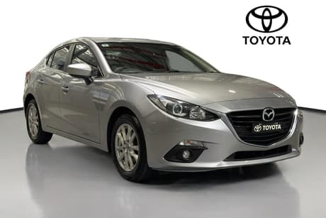 Silver 2016 Mazda 3 Sedan Maxx