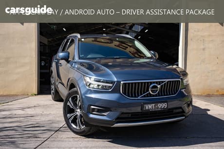 Blue 2018 Volvo XC40 Wagon T4 Inscription (Awd)