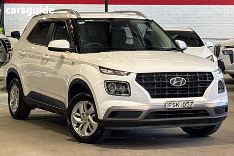 White 2021 Hyundai Venue Wagon