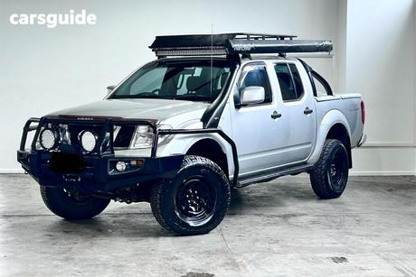 Silver 2014 Nissan Navara Dual Cab Pick-up Rx Silverline Se (4X4)