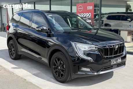 Black 2024 Mahindra XUV700 Wagon Black Edition