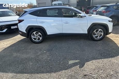 White 2024 Hyundai Tucson Wagon (Fwd)