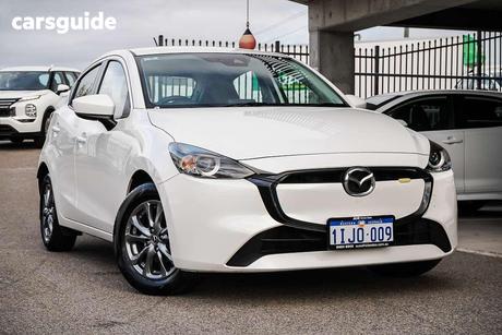 White 2024 Mazda 2 Hatchback G15 Pure
