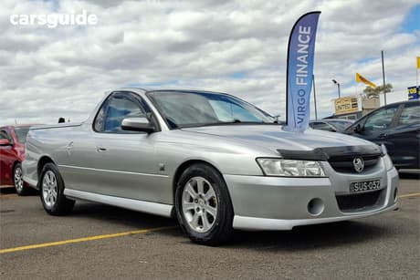 Silver 2005 Holden UTE Ute Tray S R