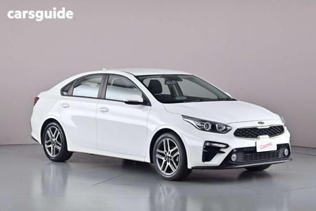 White 2019 Kia Cerato Sedan Sport Nav