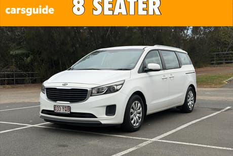 White 2016 Kia Carnival Wagon S