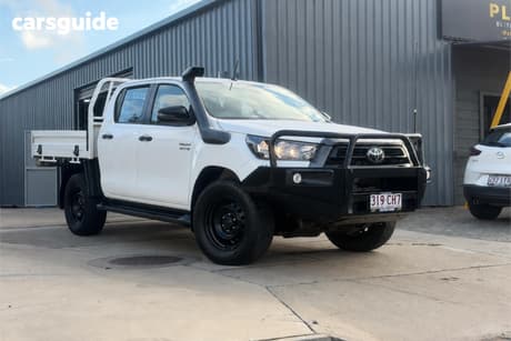 White 2021 Toyota Hilux Double Cab Chassis Sr (4X4)