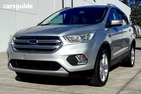 Silver 2017 Ford Escape Wagon Trend (Fwd)