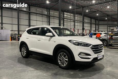 White 2017 Hyundai Tucson Wagon Active R-Series (Awd)