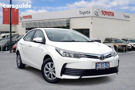White 2018 Toyota Corolla Sedan Ascent