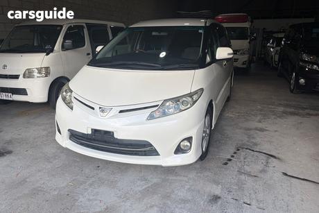 White 2011 Toyota Estima Wagon Aeras G