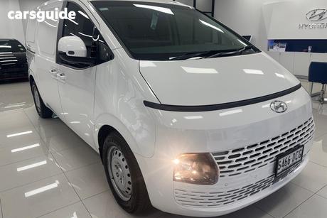 White 2022 Hyundai Staria Van Load 2S 2.2D Liftback