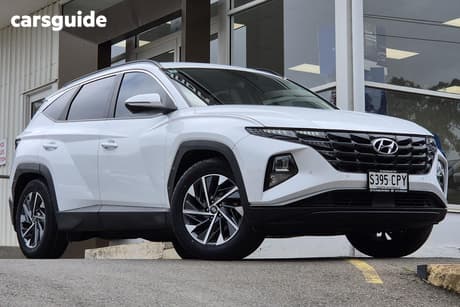 White 2022 Hyundai Tucson Wagon Elite (Awd)