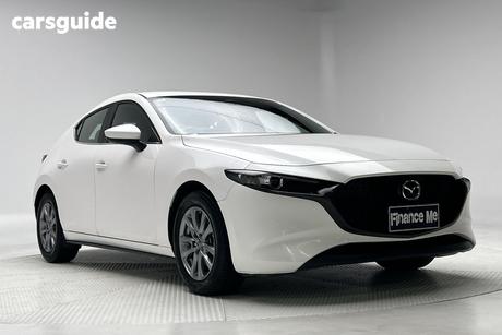 White 2024 Mazda 3 Hatchback G20 Pure