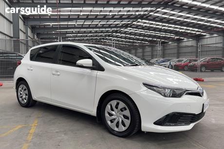 White 2015 Toyota Corolla Hatchback Ascent