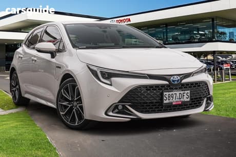 White 2023 Toyota Corolla Hatchback Zr Hybrid