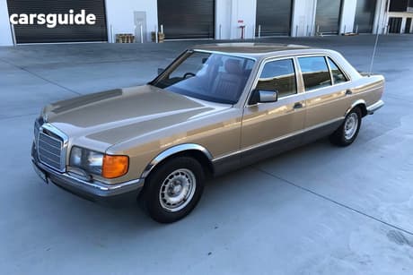 Gold 1985 Mercedes-Benz 380 Sedan Sel