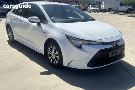 White 2021 Toyota Corolla Sedan Ascent Sport (Hybrid)