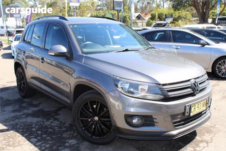 Grey 2013 Volkswagen Tiguan Wagon 132 Tsi Pacific