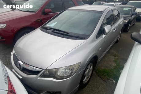 Silver 2009 Honda Civic Sedan Vti