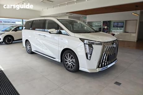 White 2025 Gac M8 Wagon Gl