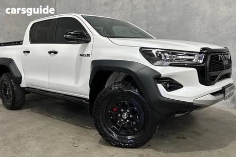 2023 Toyota Hilux Gr-Sport Two-Tone (4X4)