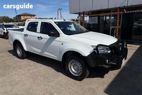 White 2021 Isuzu D-MAX Crew Cab Utility Sx (4X4)