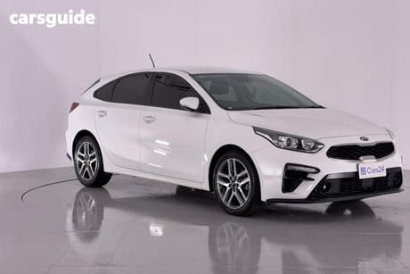 White 2019 Kia Cerato Hatchback Sport+ Safety Pack