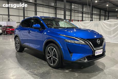 Blue 2023 Nissan Qashqai Wagon St-L
