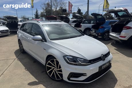 White 2020 Volkswagen Golf Wagon R
