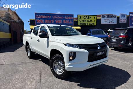 White 2021 Mitsubishi Triton Double Cab Pick Up Glx (4X4)