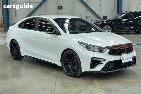 White 2020 Kia Cerato Sedan Gt Safety Pack