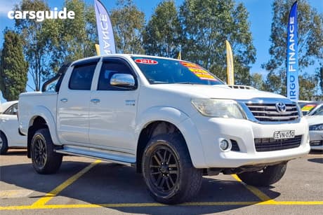 White 2014 Toyota Hilux Dual Cab Pick-up Sr5 (4X4)