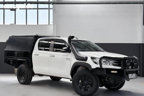 2015 Toyota Hilux Dual Cab Chassis Sr (4X4)