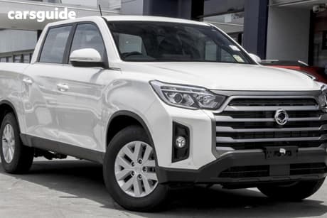 White 2025 KGM Ssangyong Musso Crew Cab Pickup Elx