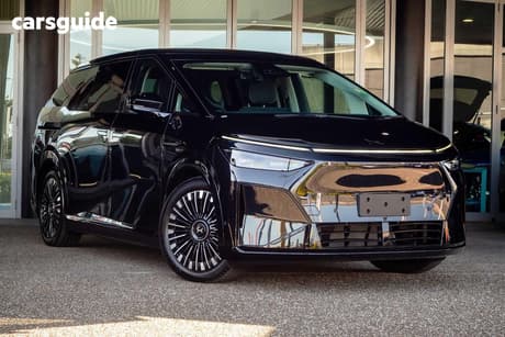 Black 2026 Xpeng X9 Wagon Awd Performance