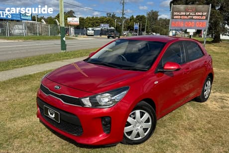 Red 2018 Kia RIO Hatchback S